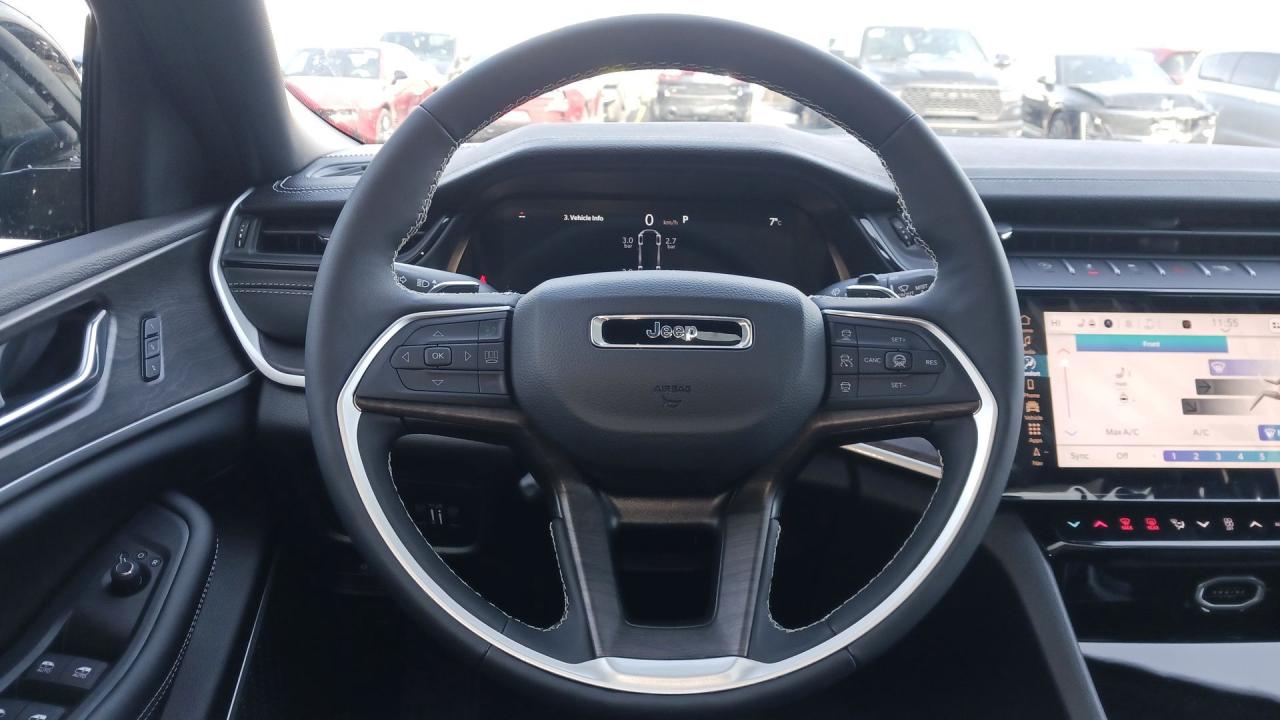 2026 Jeep Grand Cherokee L Limited 4x4 Photo