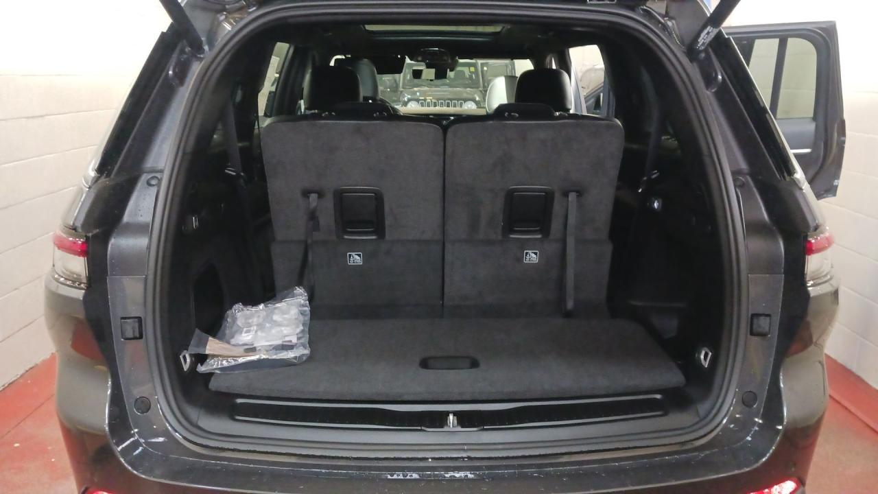 2026 Jeep Grand Cherokee L Limited 4x4 Photo