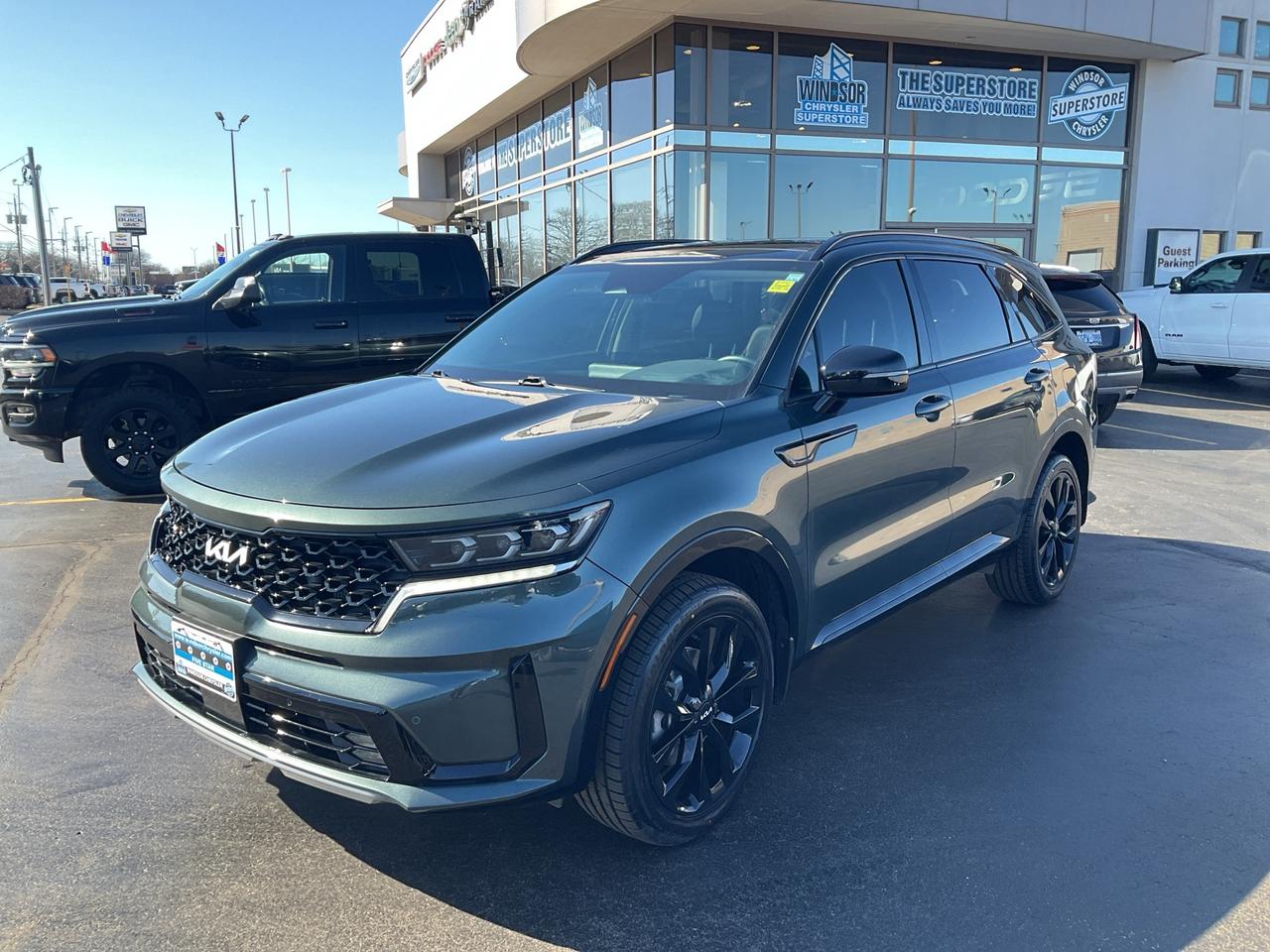 Odometer is 4961 kilometers below market average!Black 2023 Kia Sorento EX AWD 8-Speed DCT 2.5L I4 DGI Turbocharged DOHC 16V LEV3-ULEV70 281hp**CARPROOF CERTIFIED**, **NEW TIRES**, **NEW BRAKES**, **ONE OWNER**, AWD.* PLEASE SEE OUR MAIN WEBSITE FOR MORE PICTURES AND CARFAX REPORTS * Buy in confidence at WINDSOR CHRYSLER with our 95-point safety inspection by our certified technicians. Searching for your upgrade has never been easier. You will immediately get the low market price based on our market research, which means no more wasted time shopping around for the best price, Its time to drive home the most car for your money today. OVER 100 Pre-Owned Vehicles in Stock! Our Finance Team will secure the Best Interest Rate from one of out 20 Auto Financing Lenders that can get you APPROVED! Financing Available For All Credit Types! Whether you have Great Credit, No Credit, Slow Credit, Bad Credit, Been Bankrupt, On Disability, Or on a Pension, we have options. Looking to just sell your vehicle? We buy all makes and models let us buy your vehicle. Proudly Serving Windsor, Essex, Leamington, Kingsville, Belle River, LaSalle, Amherstburg, Tecumseh, Lakeshore, Strathroy, Stratford, Leamington, Tilbury, Essex, St. Thomas, Waterloo, Wallaceburg, St. Clair Beach, Puce, Riverside, London, Chatham, Kitchener, Guelph, Goderich, Brantford, St. Catherines, Milton, Mississauga, Toronto, Hamilton, Oakville, Barrie, Scarborough, and the GTA.