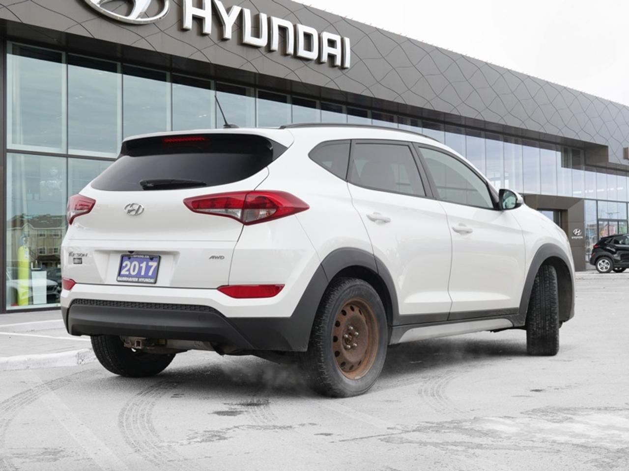 2017 Hyundai Tucson 2.0L SE AWD  - Bluetooth -  SiriusXM - $163 B/W Photo2