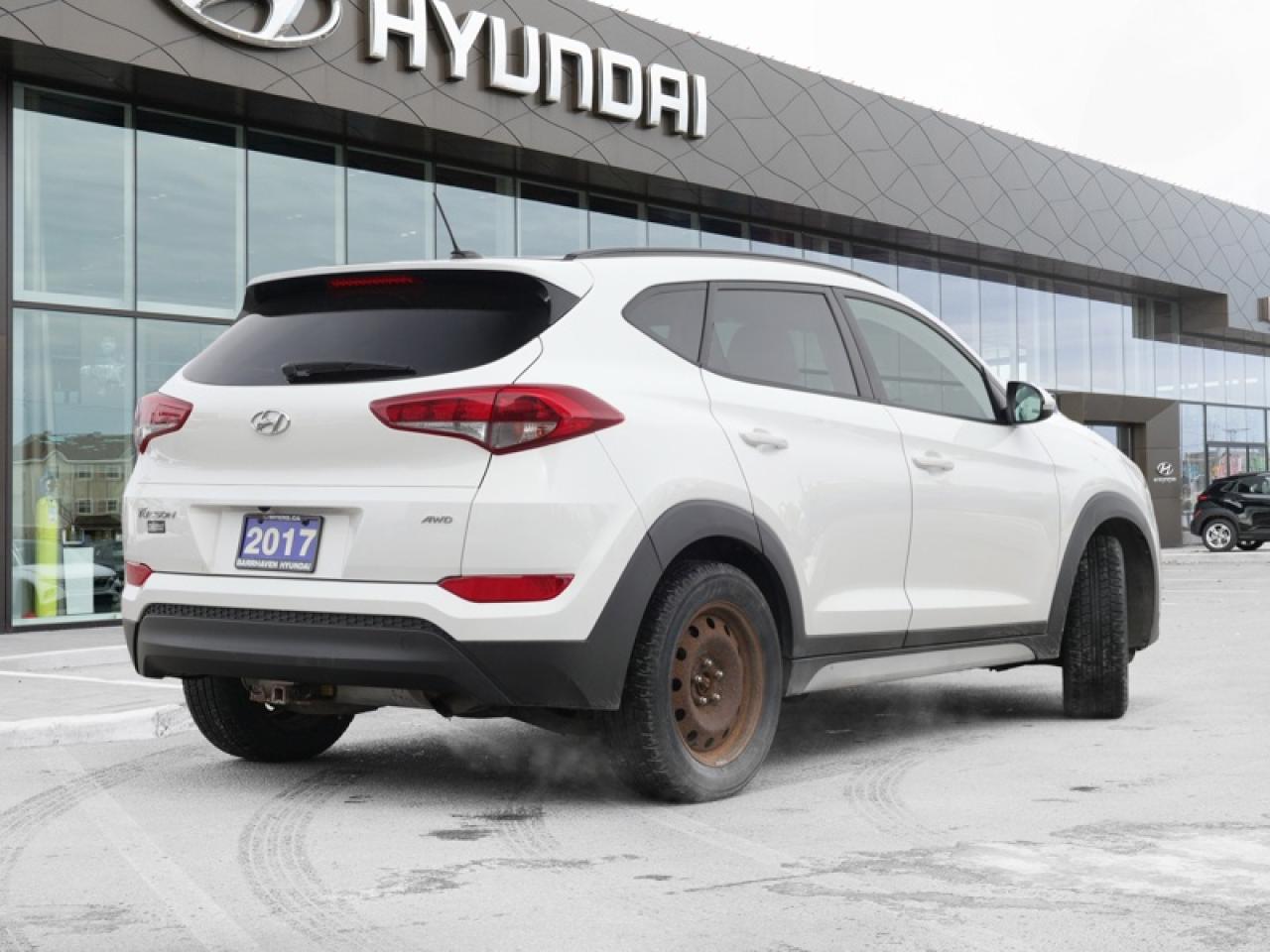 2017 Hyundai Tucson 2.0L SE AWD  - Bluetooth -  SiriusXM - $163 B/W Photo