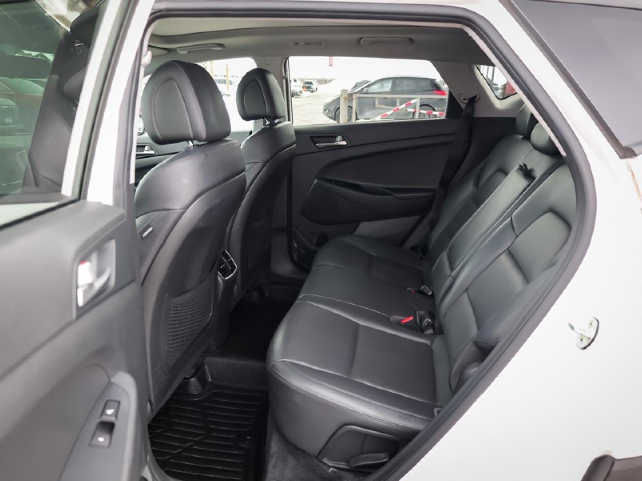 2017 Hyundai Tucson 2.0L SE AWD  - Bluetooth -  SiriusXM - $163 B/W Photo