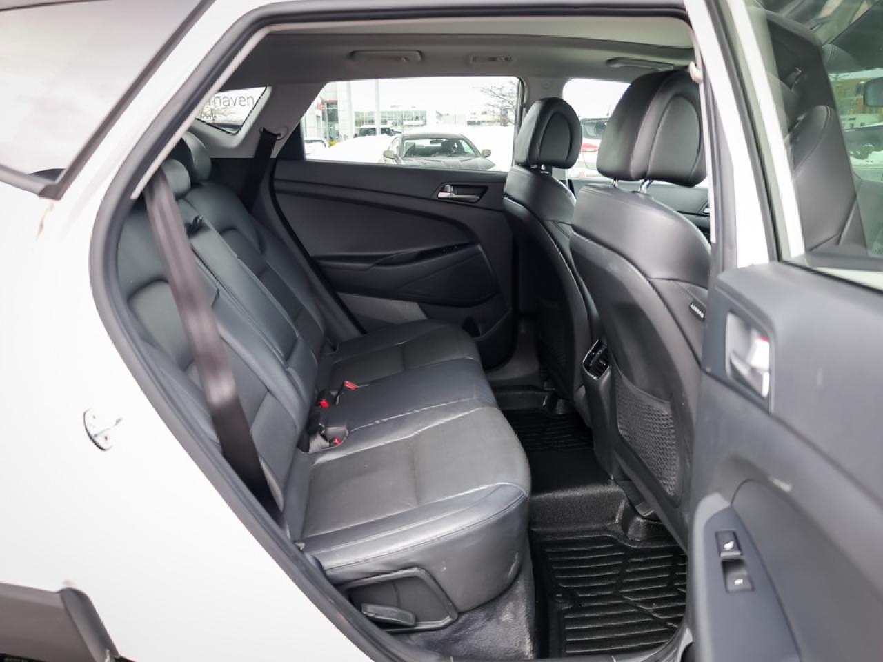 2017 Hyundai Tucson 2.0L SE AWD  - Bluetooth -  SiriusXM - $163 B/W Photo