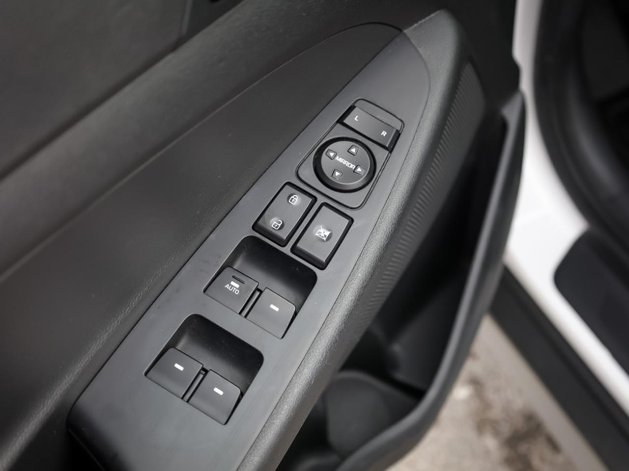 2017 Hyundai Tucson 2.0L SE AWD  - Bluetooth -  SiriusXM - $163 B/W Photo