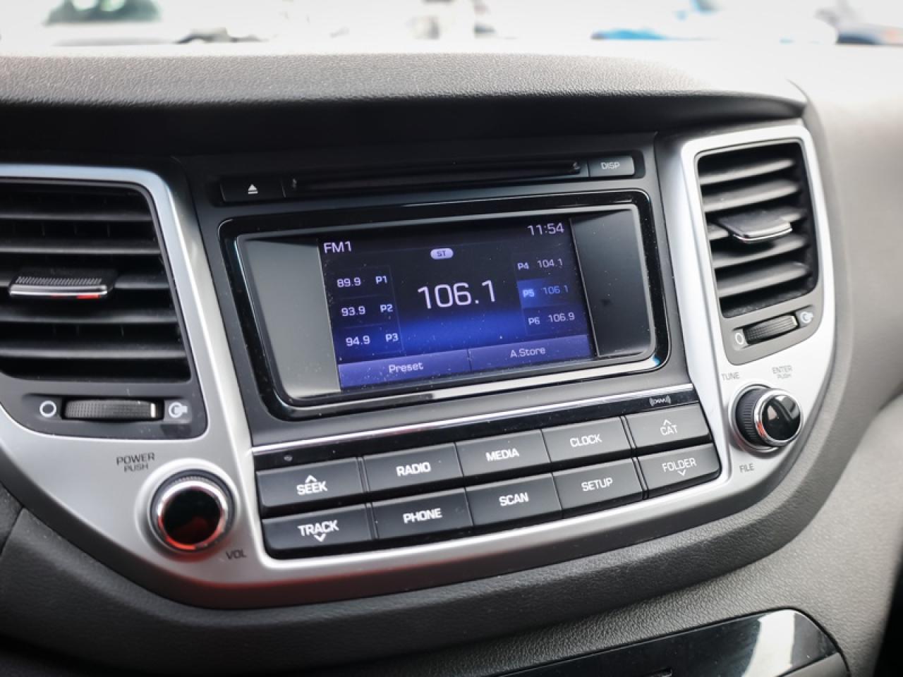 2017 Hyundai Tucson 2.0L SE AWD  - Bluetooth -  SiriusXM - $163 B/W Photo