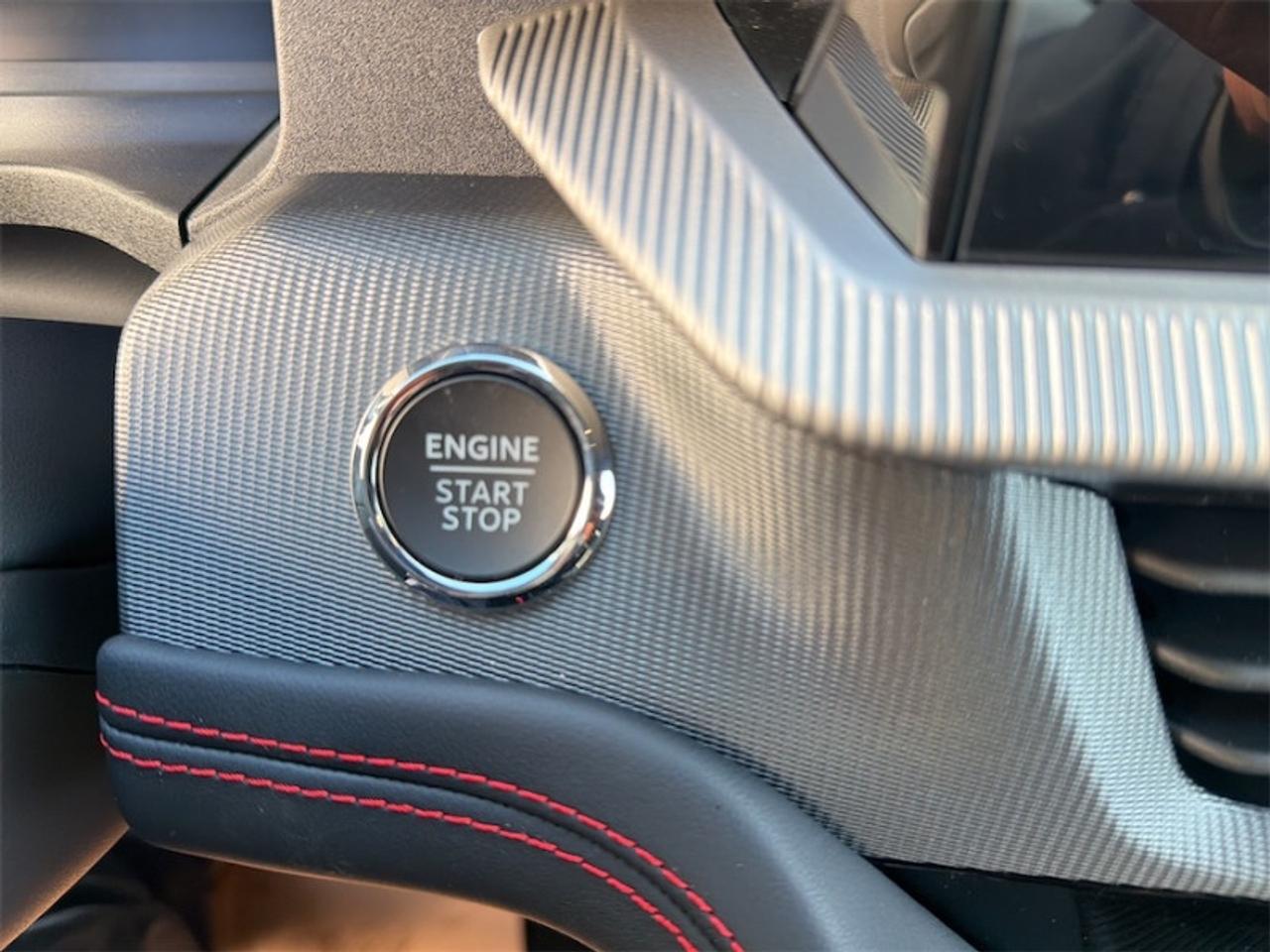 13643282