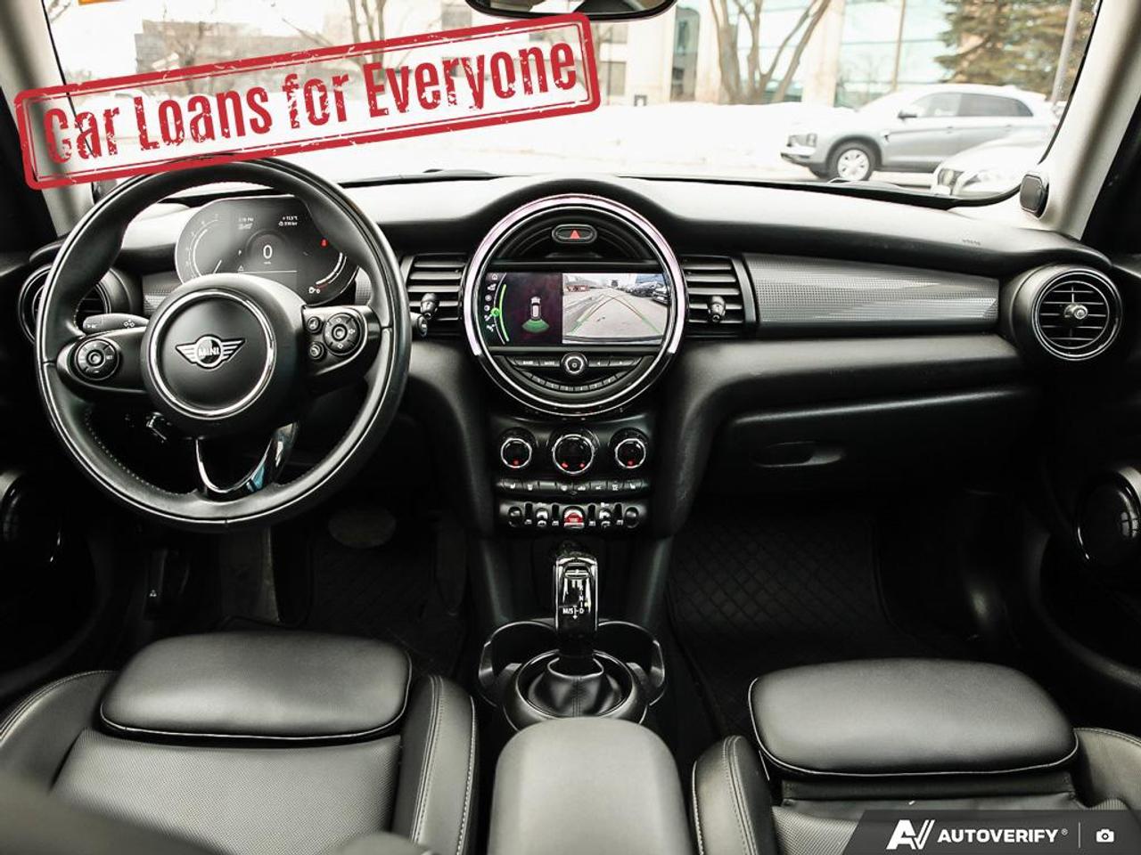 2021 MINI 5 Door Cooper Photo