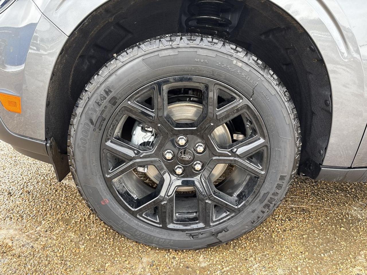 2026 Ford Maverick LARIAT 502A Photo2