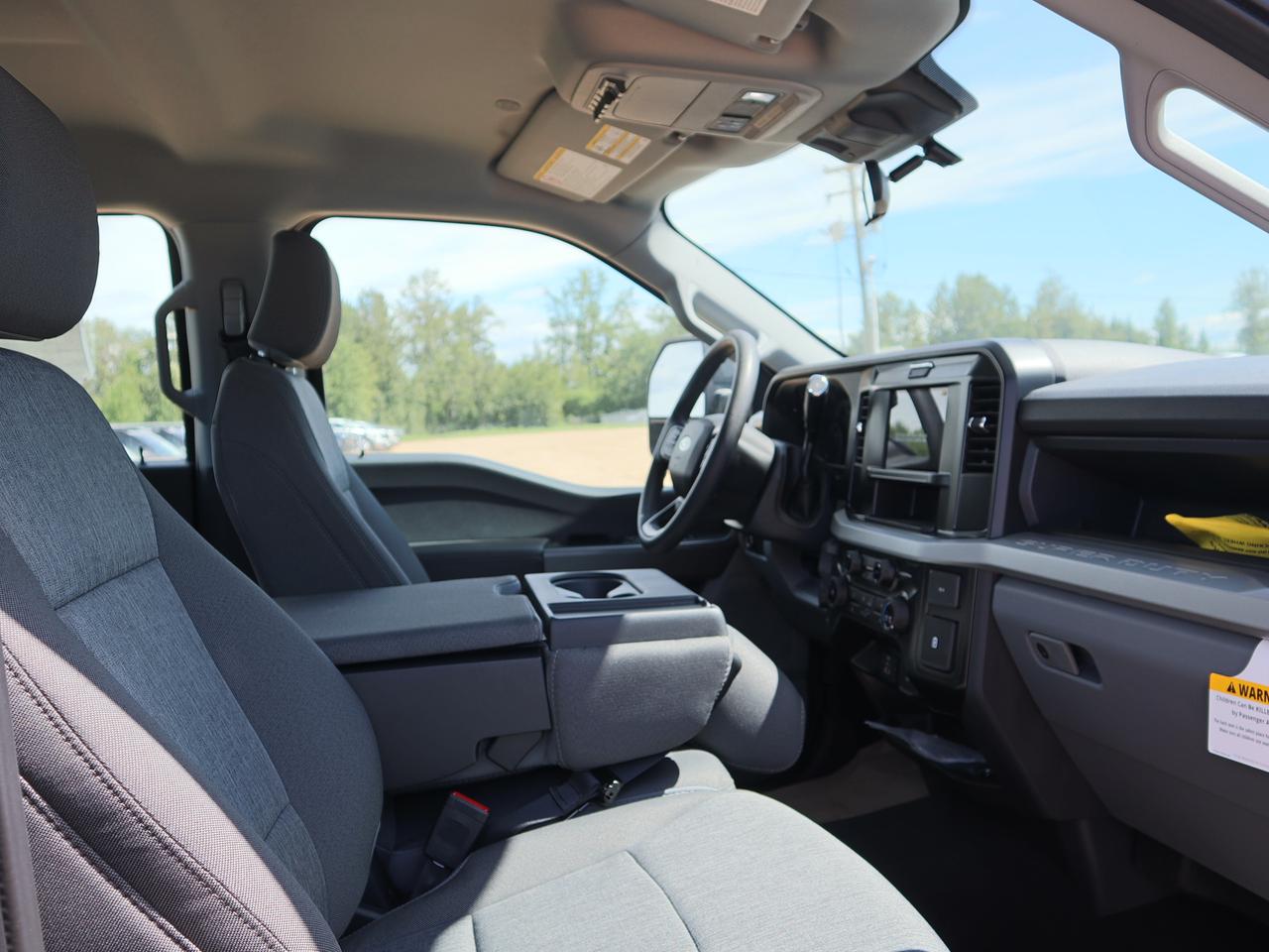 2026 Ford F-350 Super Duty SRW XL Photo4