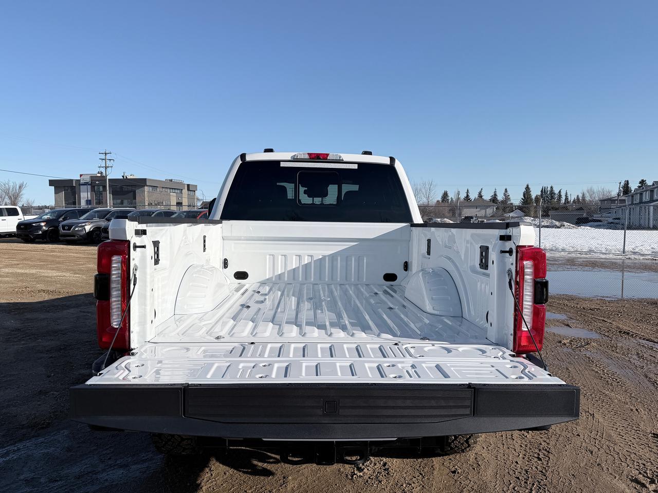 2026 Ford F-350 Super Duty SRW King Ranch Photo4