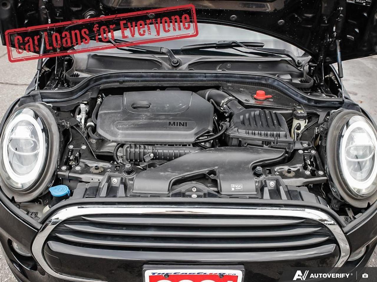 2021 MINI 5 Door Cooper Photo