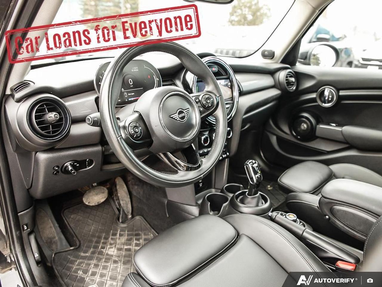 2021 MINI 5 Door Cooper Photo