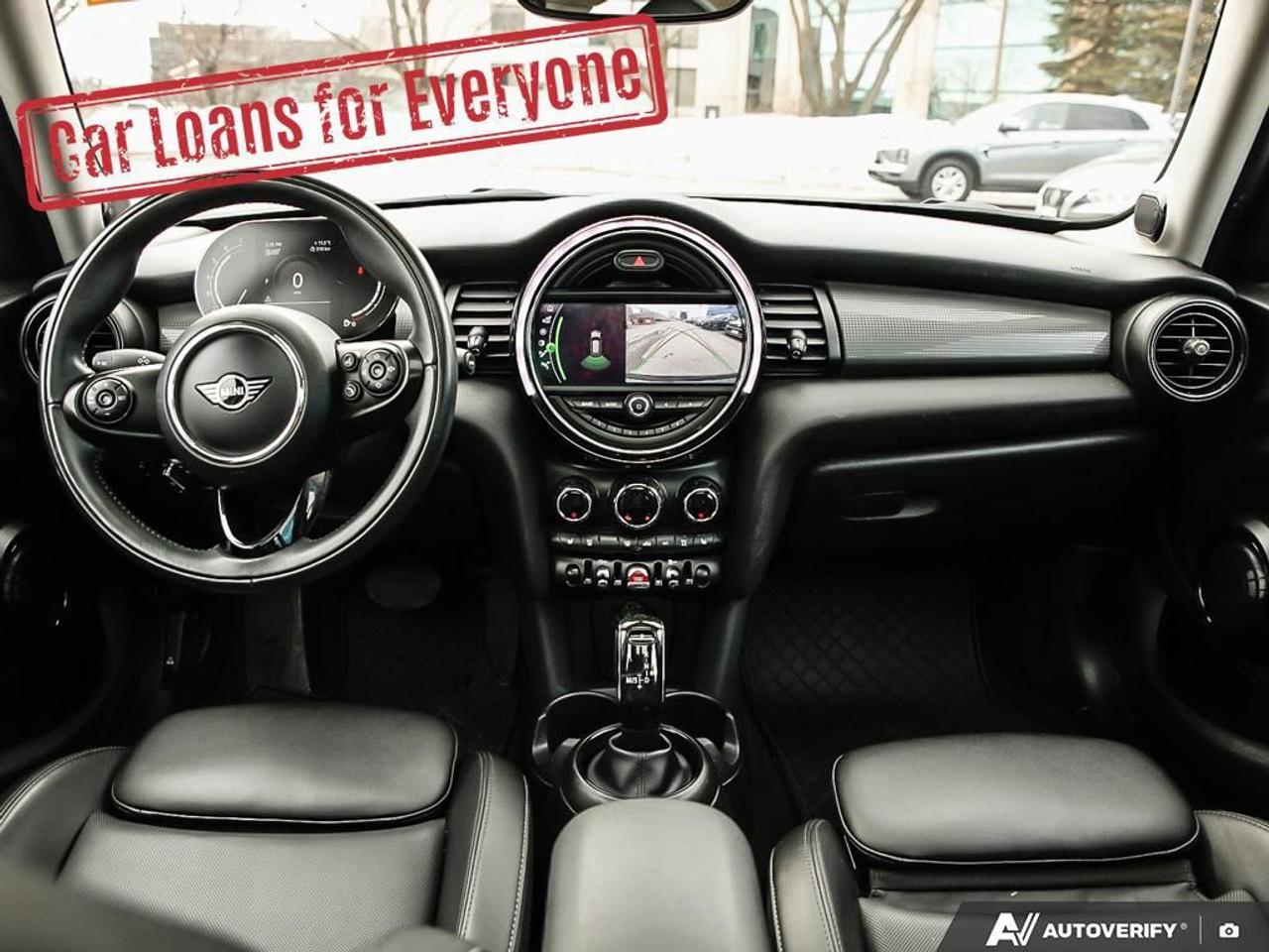 2021 MINI 5 Door Cooper Photo