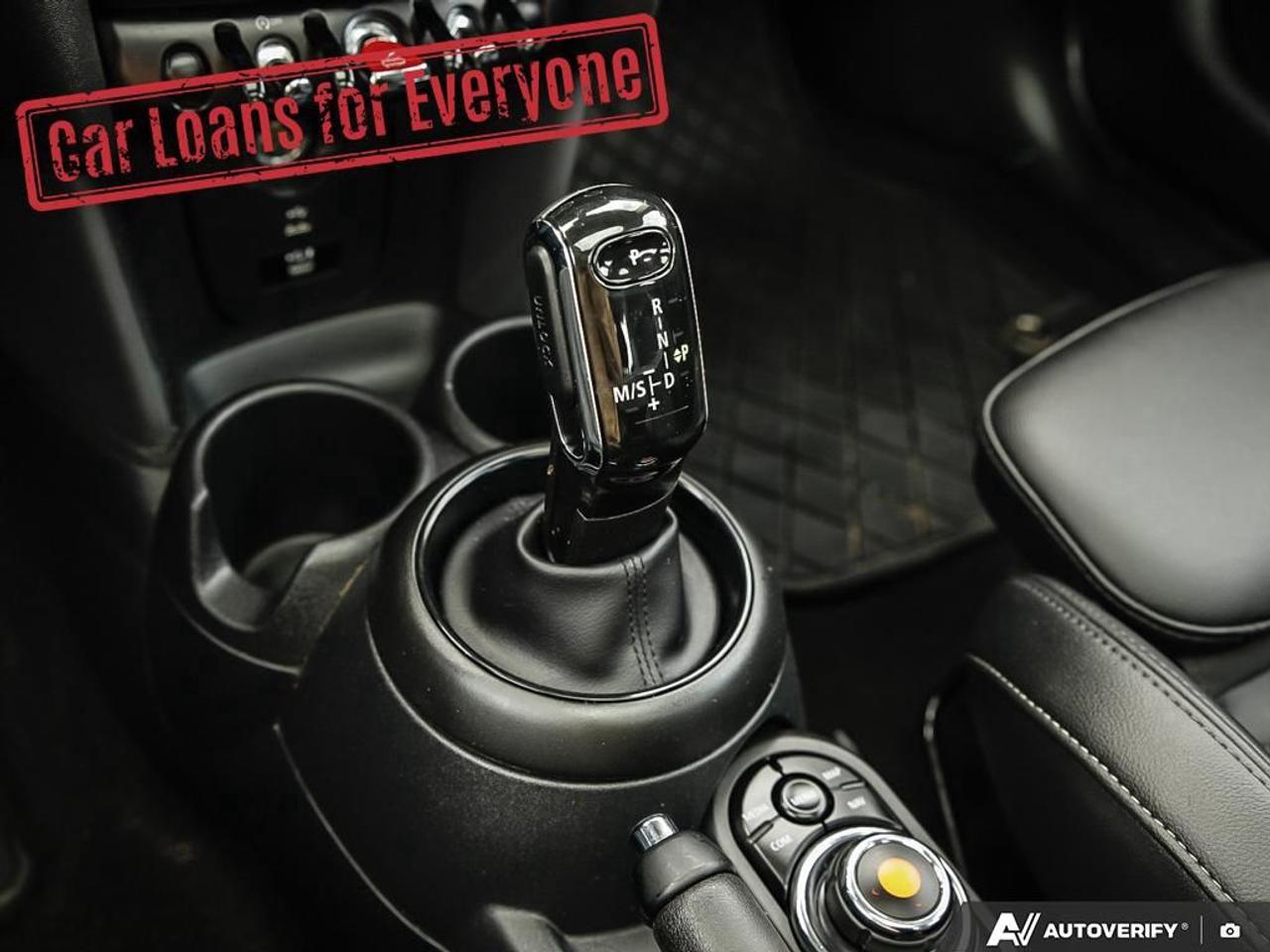 2021 MINI 5 Door Cooper Photo