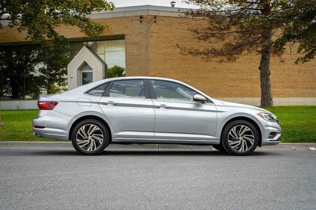 2021 Volkswagen Jetta Execline Photo