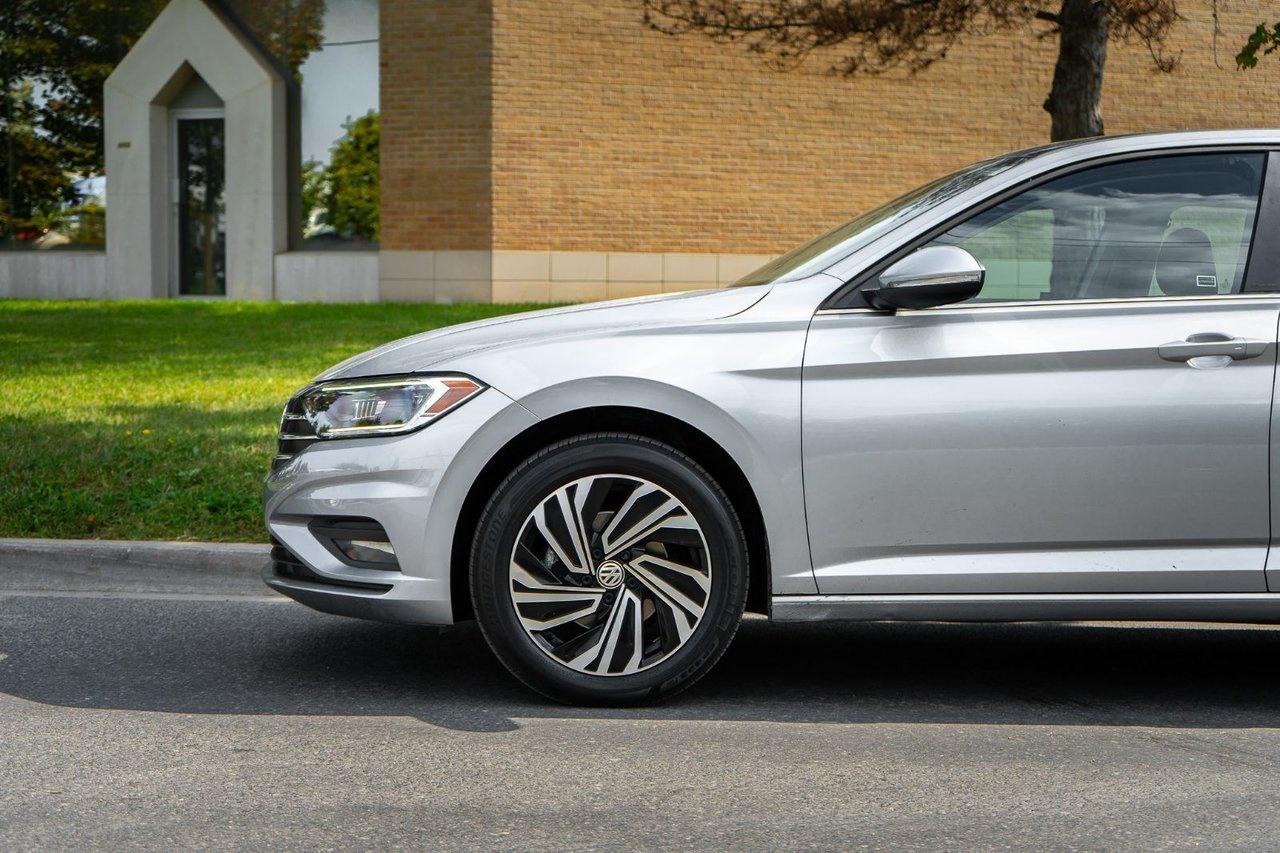 2021 Volkswagen Jetta Execline Photo