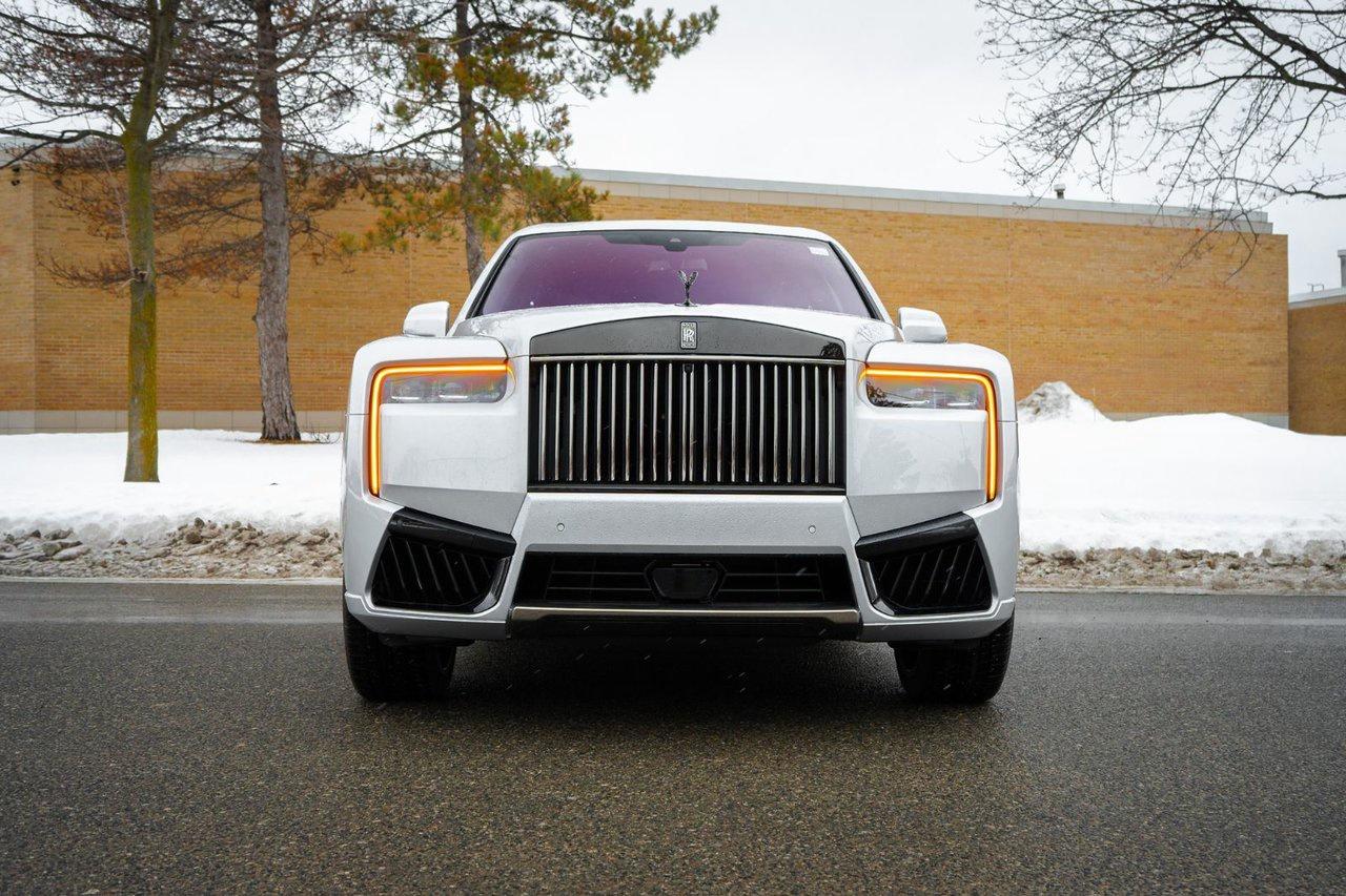 2025 Rolls-Royce Cullinan Black Badge Photo