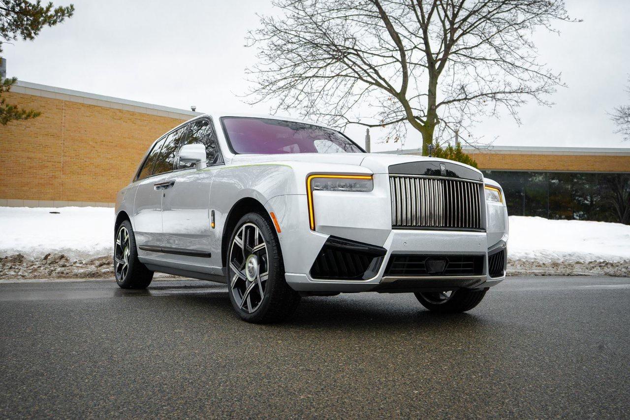 2025 Rolls-Royce Cullinan Black Badge Photo