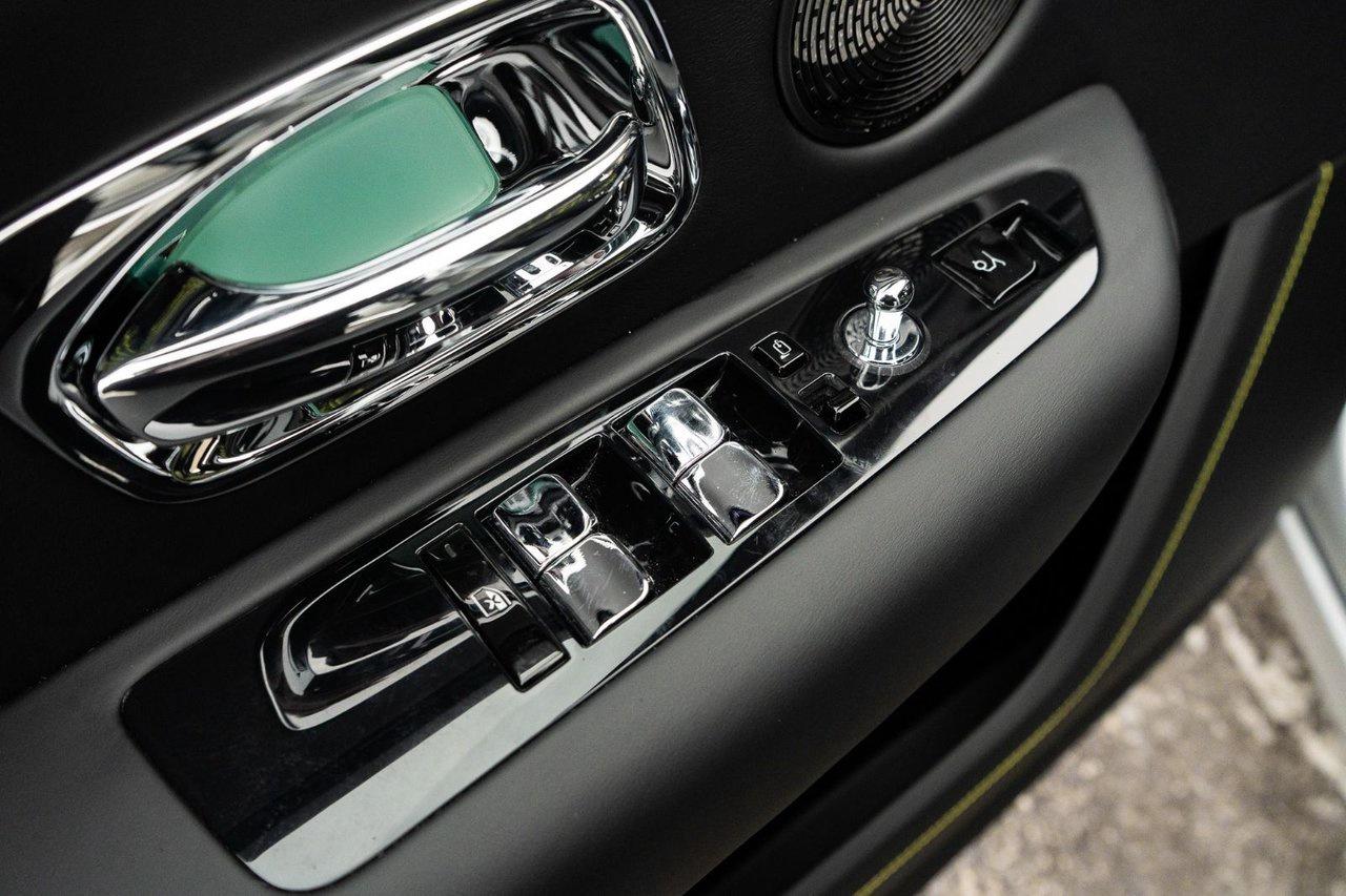 2025 Rolls-Royce Cullinan Black Badge Photo