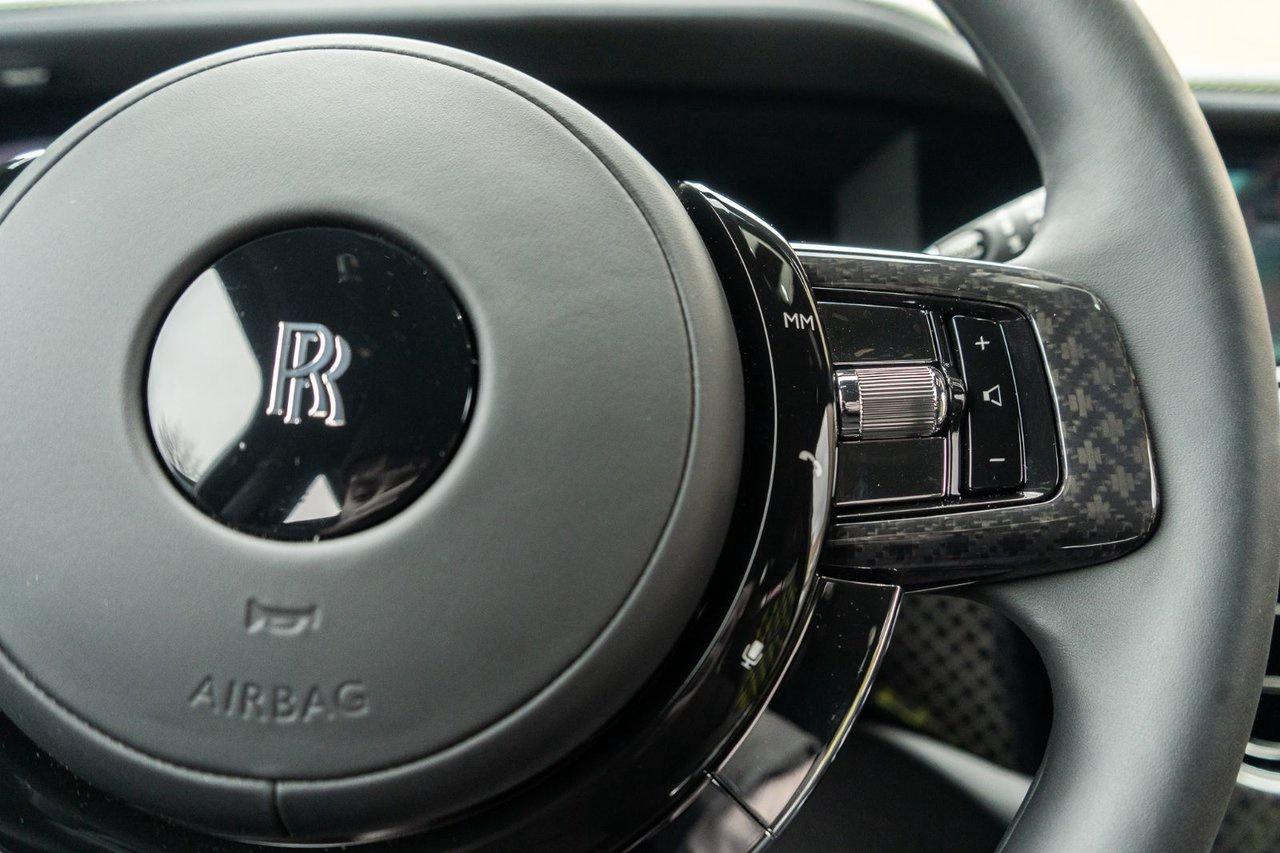 2025 Rolls-Royce Cullinan Black Badge Photo