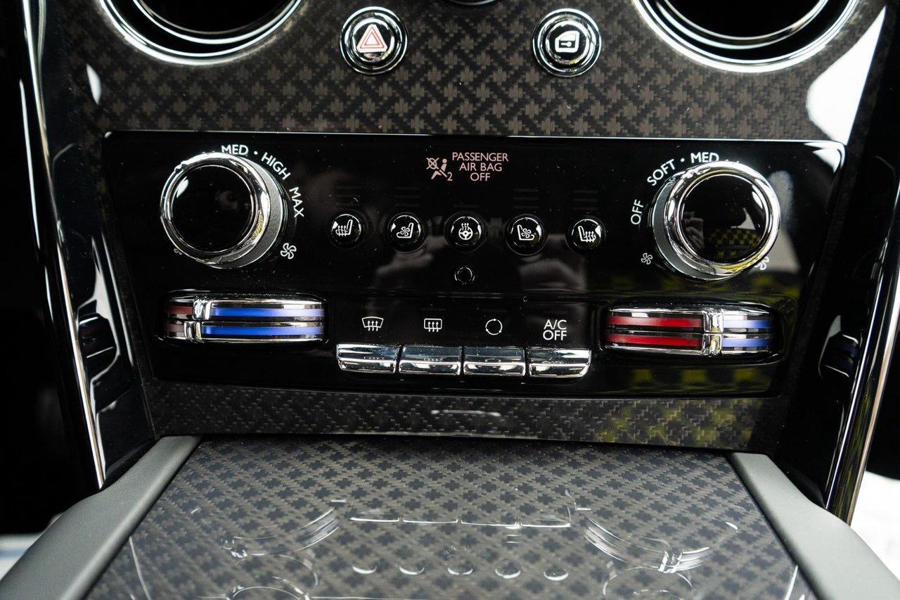 2025 Rolls-Royce Cullinan Black Badge Photo