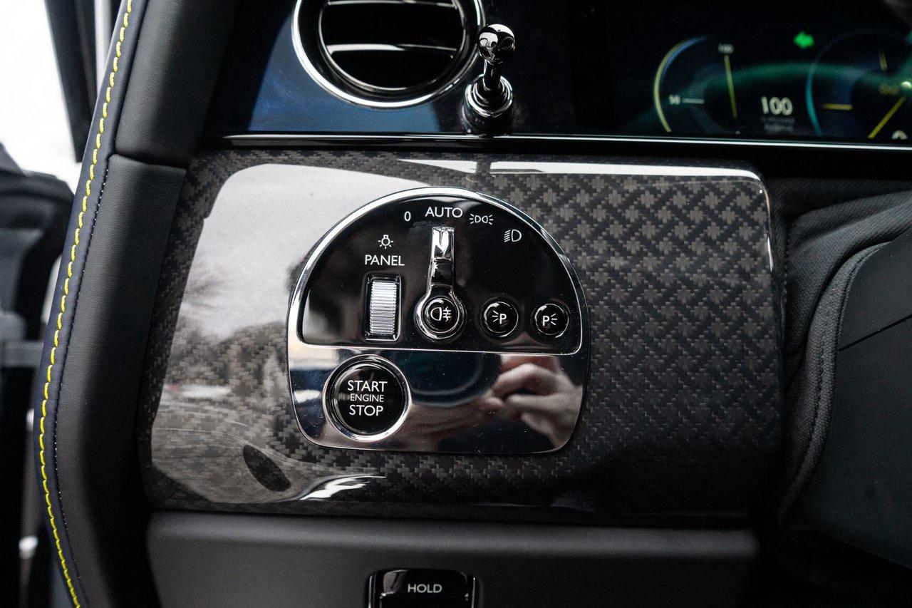 2025 Rolls-Royce Cullinan Black Badge Photo