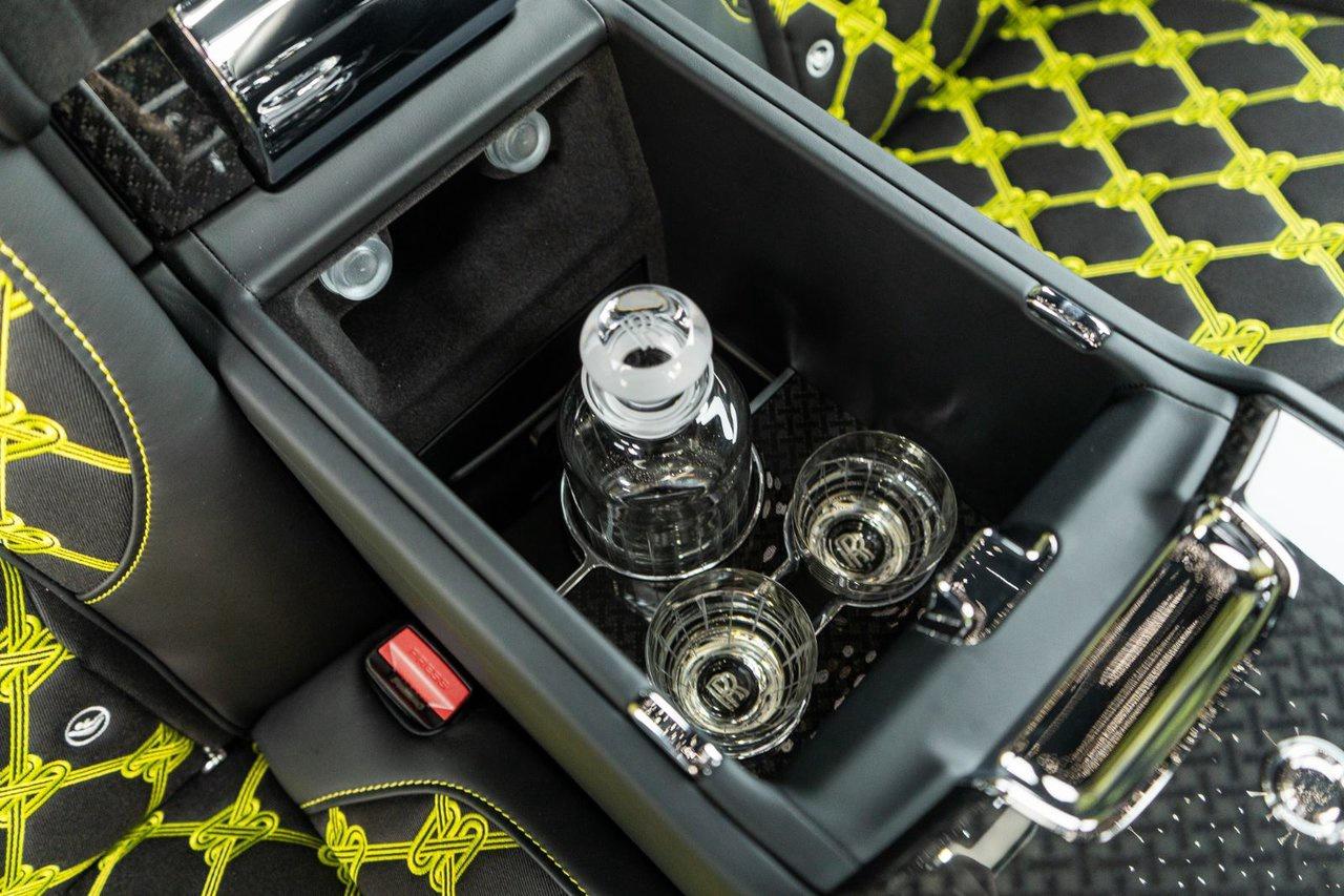 2025 Rolls-Royce Cullinan Black Badge Photo