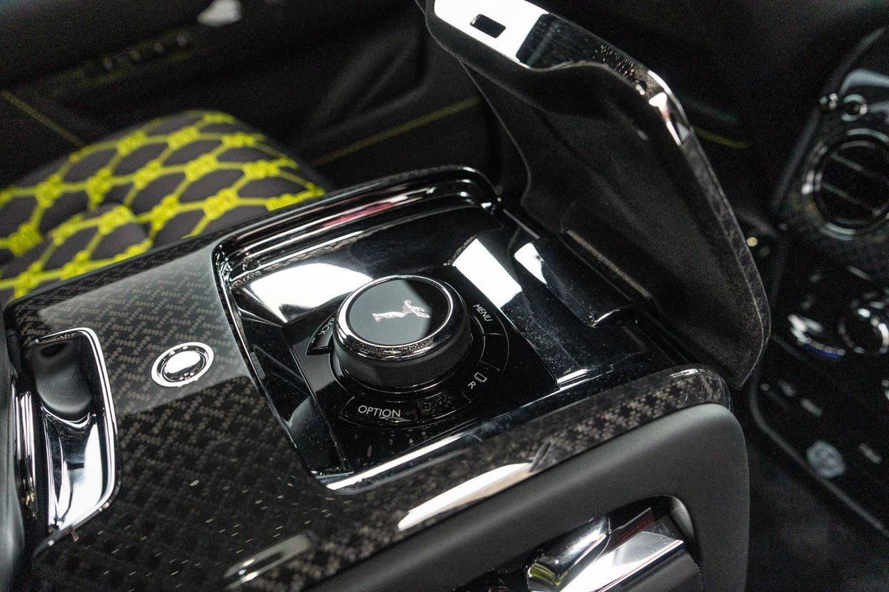 2025 Rolls-Royce Cullinan Black Badge Photo