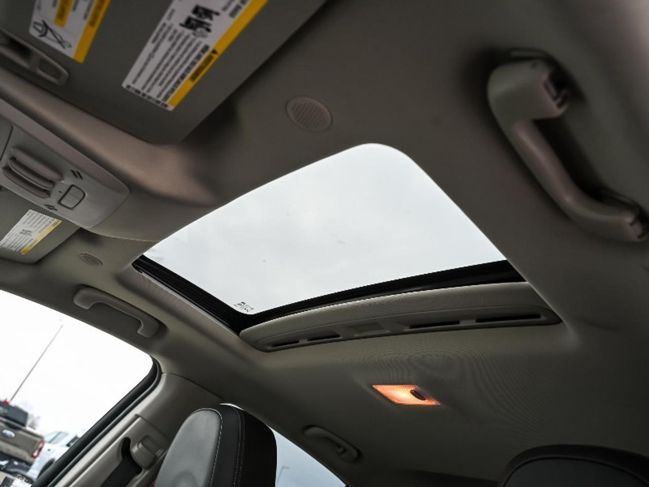 2019 Buick Encore Essence Photo