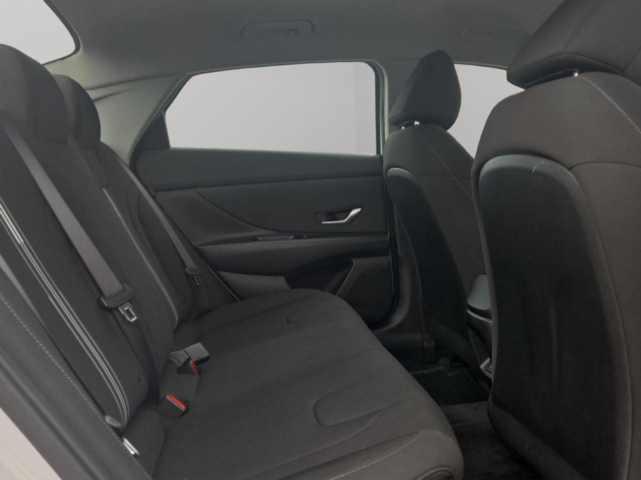 2025 Hyundai Elantra Preferred Photo