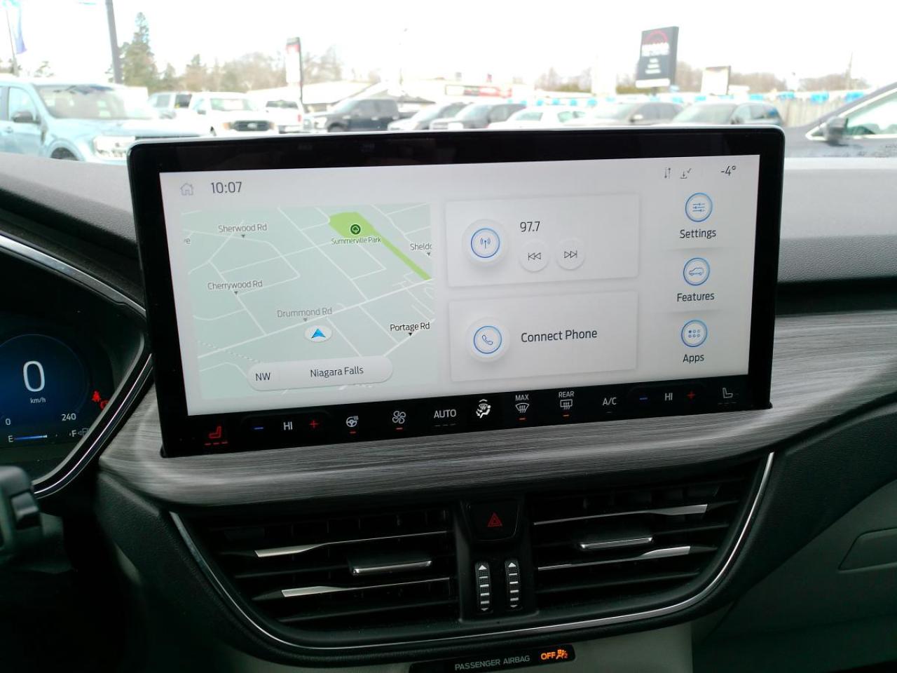 2023 Ford Escape Platinum AWD Photo4