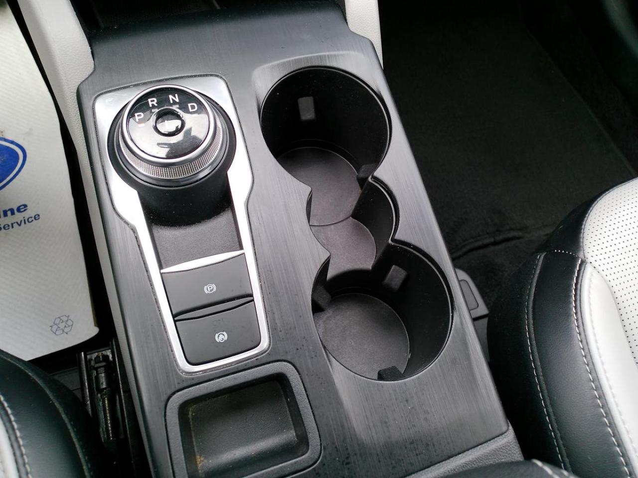 2023 Ford Escape Platinum AWD Photo