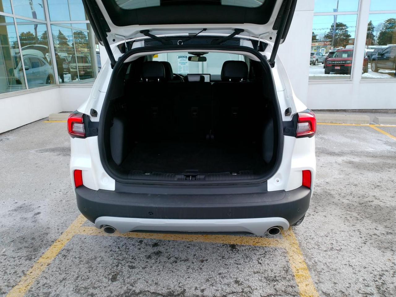 2023 Ford Escape Platinum AWD Photo