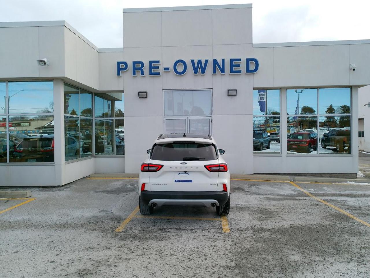 2023 Ford Escape Platinum AWD Photo