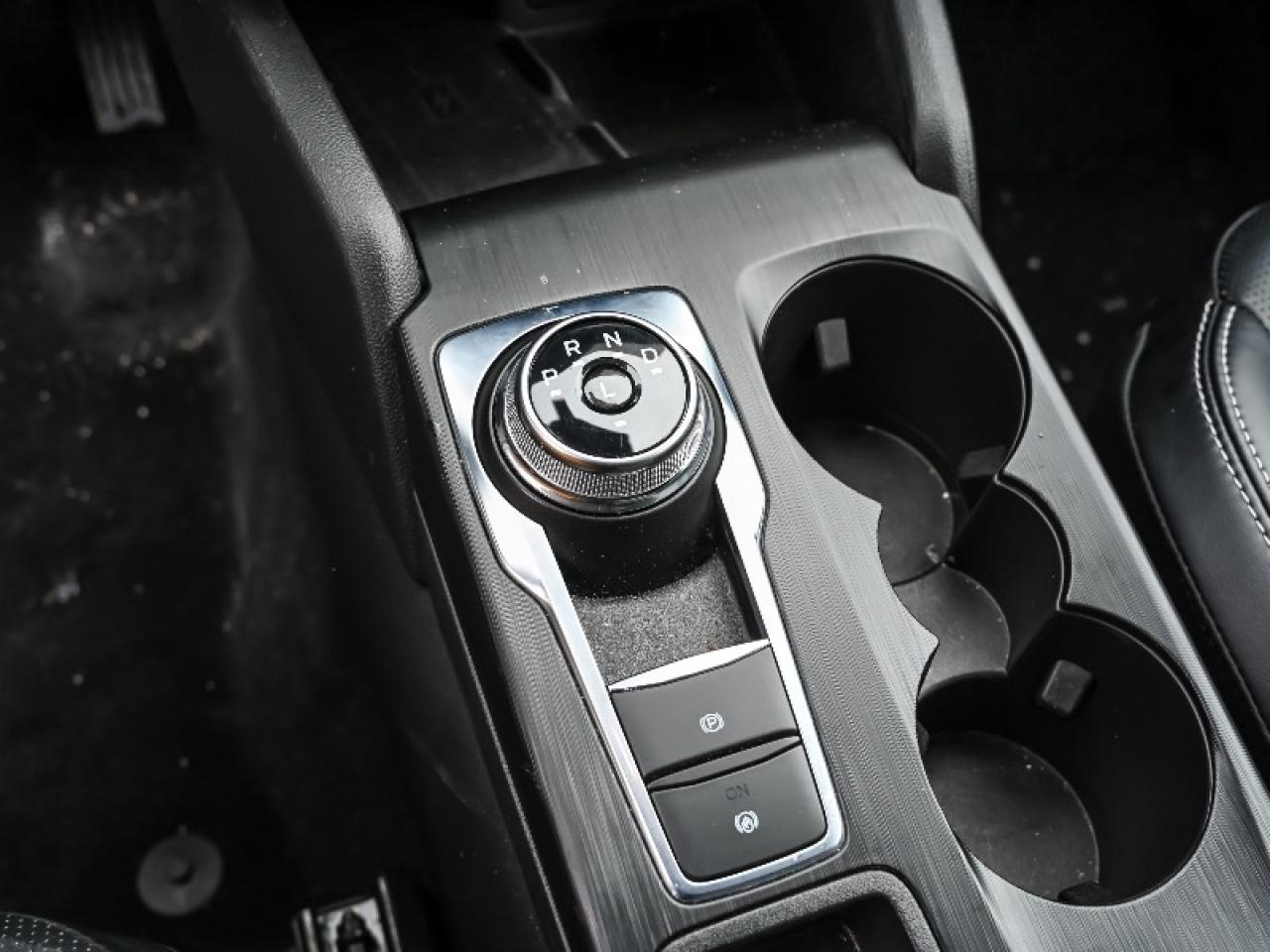 2025 Ford Escape Platinum Photo