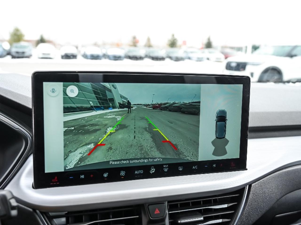 2025 Ford Escape Platinum Photo