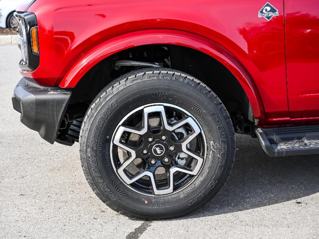 2026 Ford Bronco Outer Banks Photo