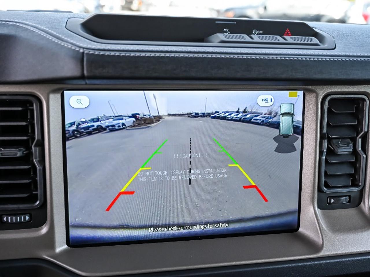 2026 Ford Bronco Outer Banks Photo