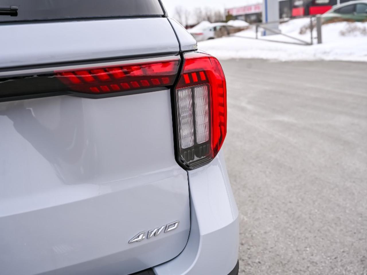 2026 Ford Explorer Active w/200A Pkg Photo