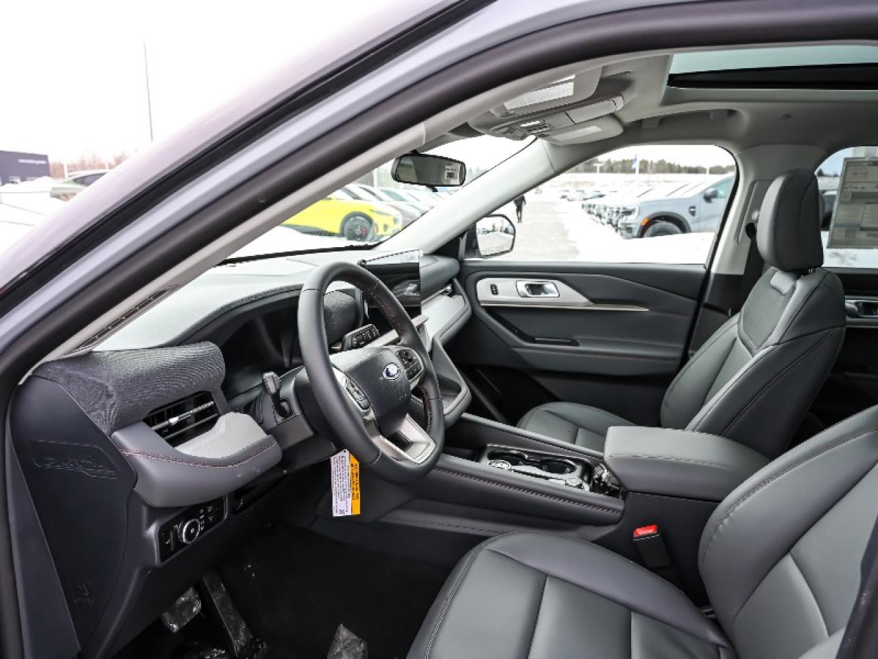 2026 Ford Explorer Active w/200A Pkg Photo