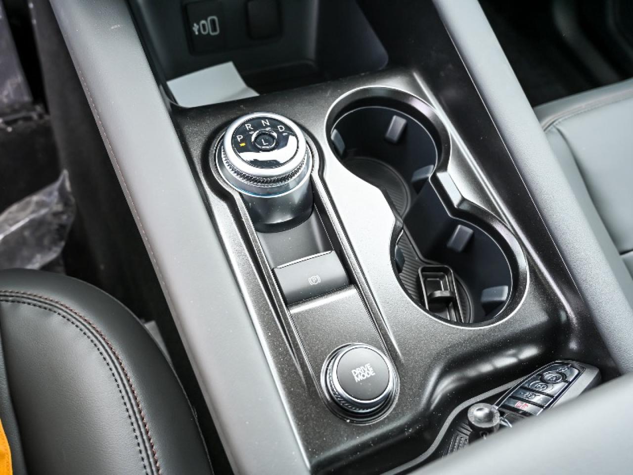 2026 Ford Explorer Active w/200A Pkg Photo