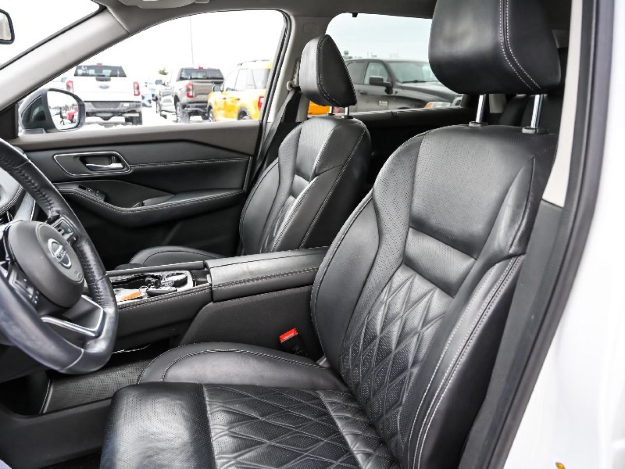 2021 Nissan Rogue Platinum Photo