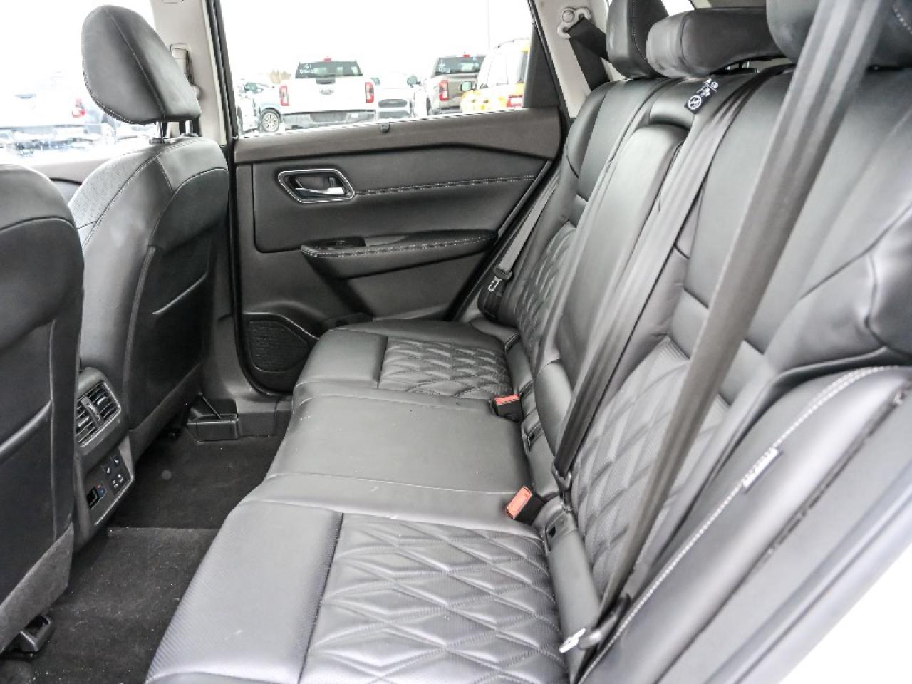 2021 Nissan Rogue Platinum Photo