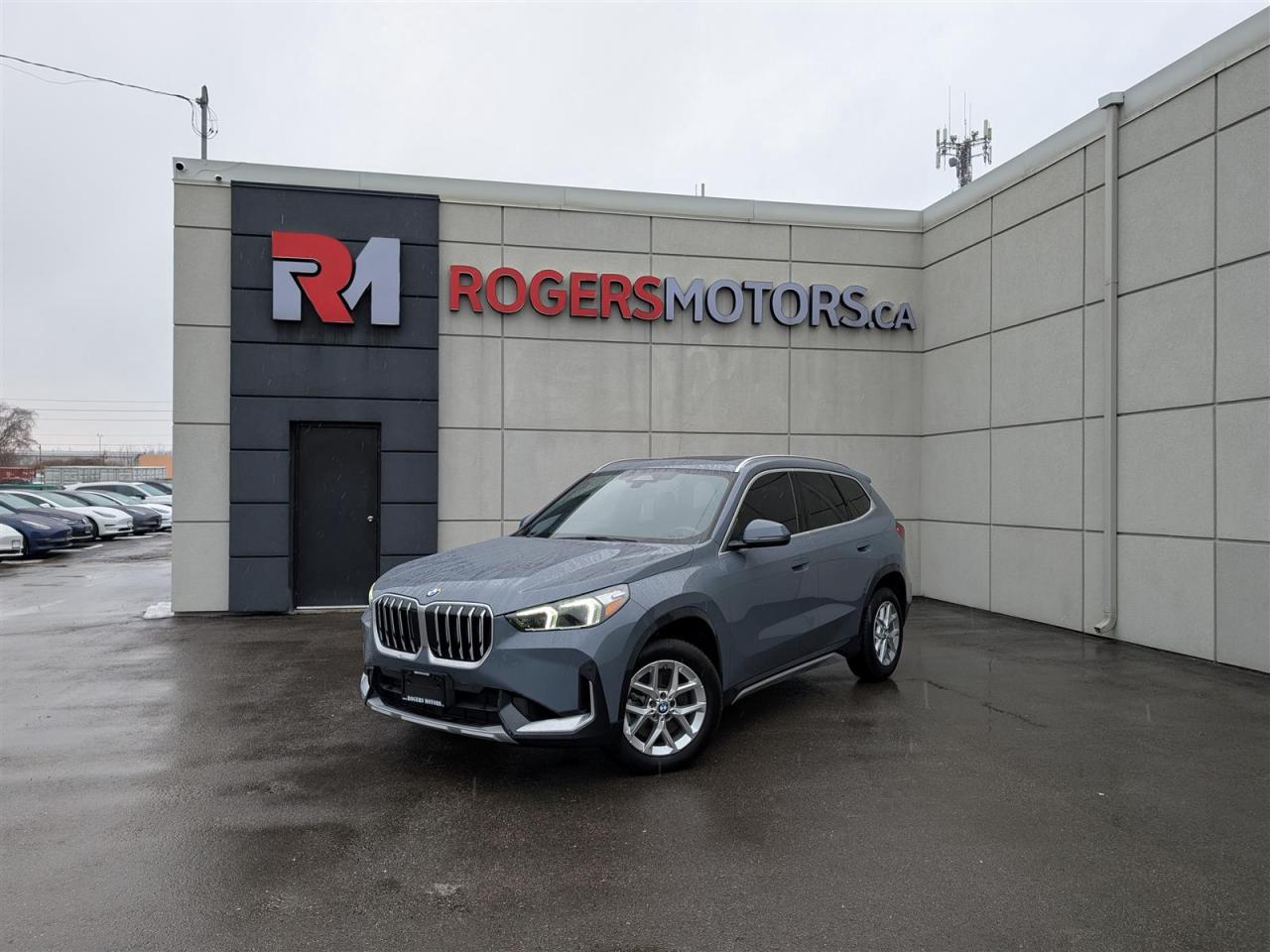 2025 BMW X1 xDrive28i - PANO ROOF - LEATHER - TECH FEATS Photo0