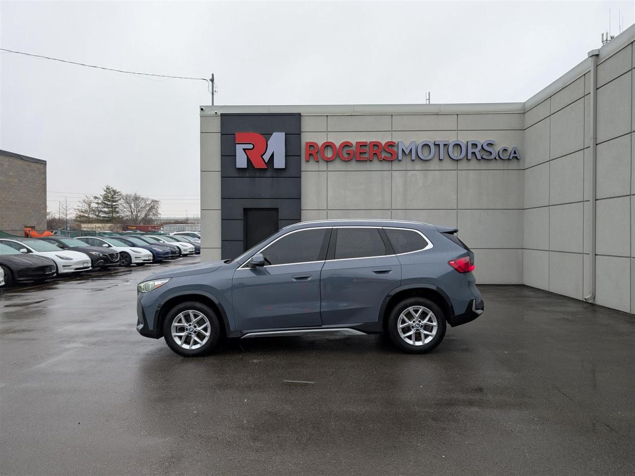 2025 BMW X1 xDrive28i - PANO ROOF - LEATHER - TECH FEATS Photo