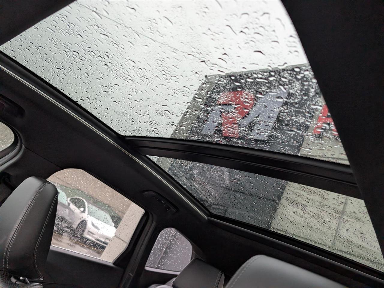 2025 BMW X1 xDrive28i - PANO ROOF - LEATHER - TECH FEATS Photo