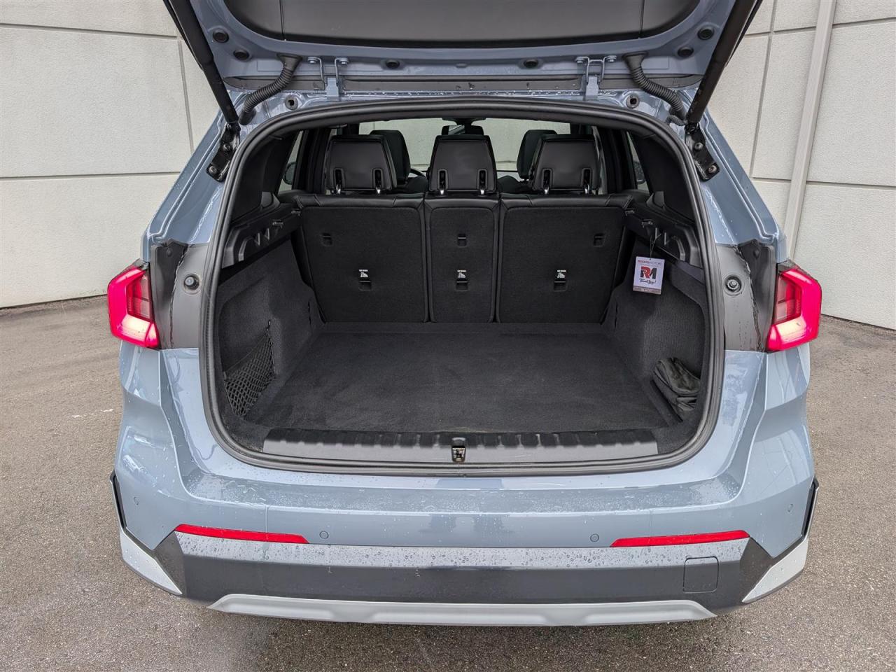 2025 BMW X1 xDrive28i - PANO ROOF - LEATHER - TECH FEATS Photo