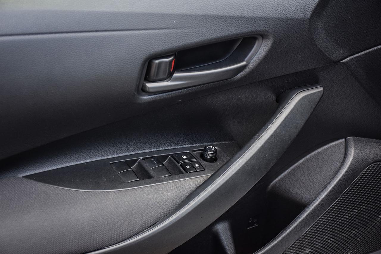 2023 Toyota Corolla Hybrid LE No Accident Carplay Lane Assist Heated Seats Photo