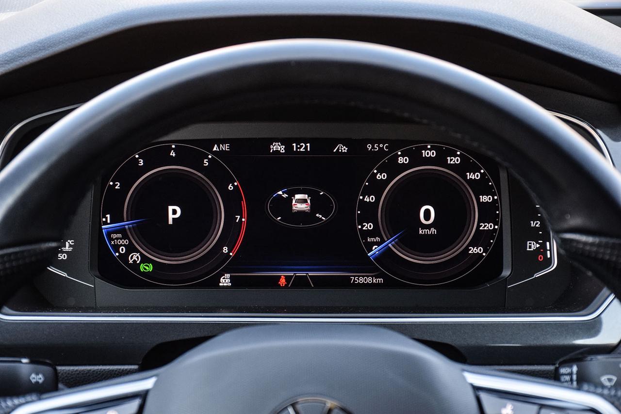 2022 Volkswagen Tiguan Highline R-Line No Accident Fender Panoroof Leathe Photo