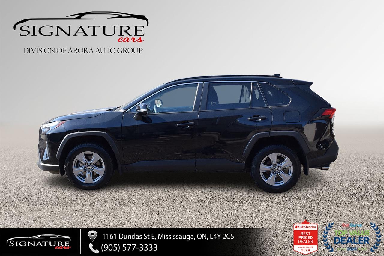 2024 Toyota RAV4 XLE AWD No Accident Sunroof Carplay BSM Photo